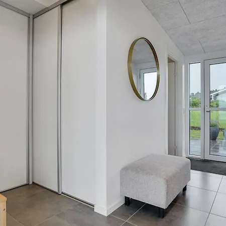 Alyna - 200m From The Sea By Interhome Feriehus Knebel